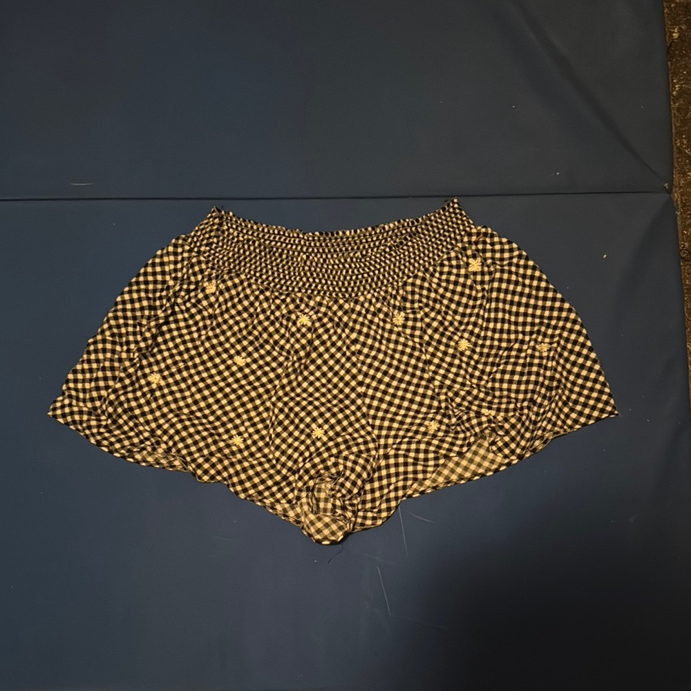 PINK Victoria's Secret Black and White Checkered Shorts
